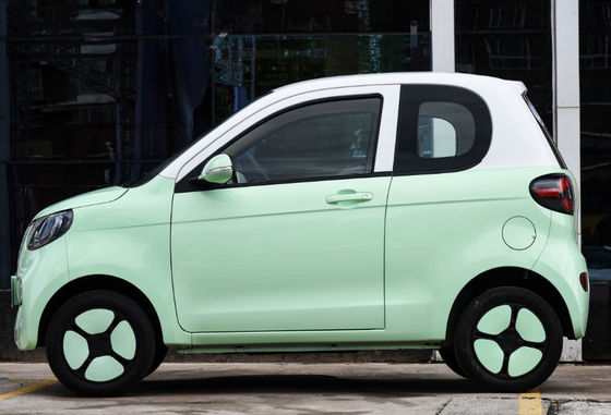 100 km/h EV ad alta velocità Auto elettrica 2/4 posti Mini SUV elettrico