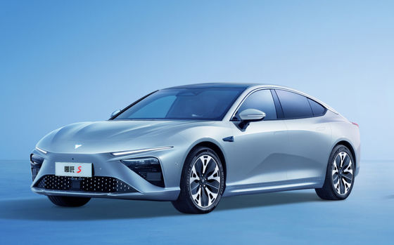 170kw Sport elettrico Neta EV Car 4 posti 715km Endurance