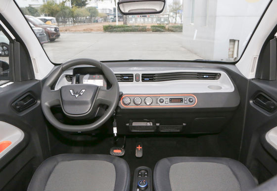 Autovetture SUV completamente elettriche Wuling Hongguang Mini EV 120~170KM
