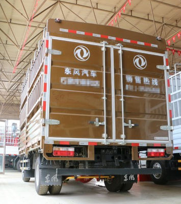 Cabina più larga Diesel 4x4 Cargo Truck Peso leggero 5.5T Asse posteriore nominale