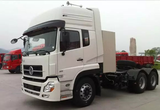 DONGFENG 6x4 CNG Semiconduttore Tractor Trailer Euro 3 Livello di emissioni